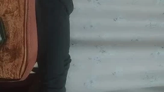 大三学姐操爽了还要颜射吞精