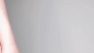 威尼斯大一女分手了还被前男友内射【看简介同城免费约炮】