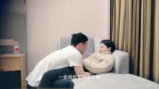 新人妹子，特写掰穴白虎干净，菊花和逼洞看得一清二楚，黑丝长腿掰开蝴蝶很粉嫩第02集