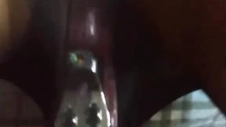 漂亮长腿主播就是要挑逗你