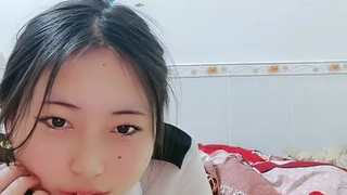 邻居老公不在家，我用大屌填满她