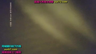 小右姐妹俩约炮小帅哥到小树林3P野战，姐妹俩肉太嫩了招惹蚊子零零后妹妹的逼又小又嫩1