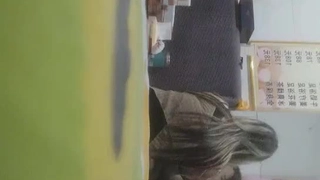 小鲜肉帅气男友操 逼大战女友沙发上口交怼嘴,深喉打嘴桩，疯狂后入卖力操第01集